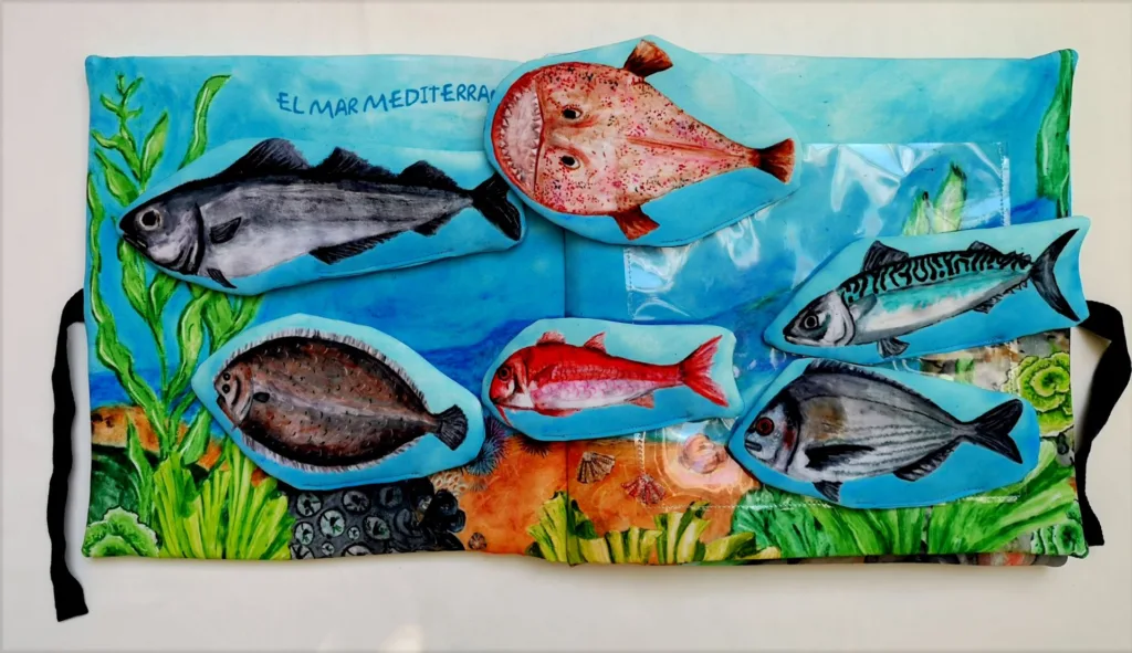 tottou_carmela_llobet_peixos_al_mar_01