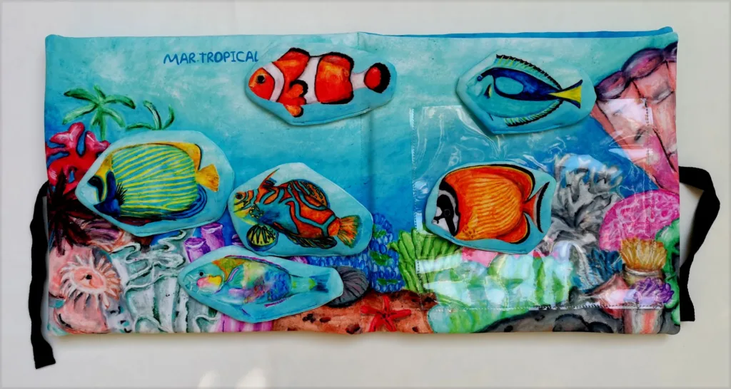 tottou_carmela_llobet_peixos_al_mar_02